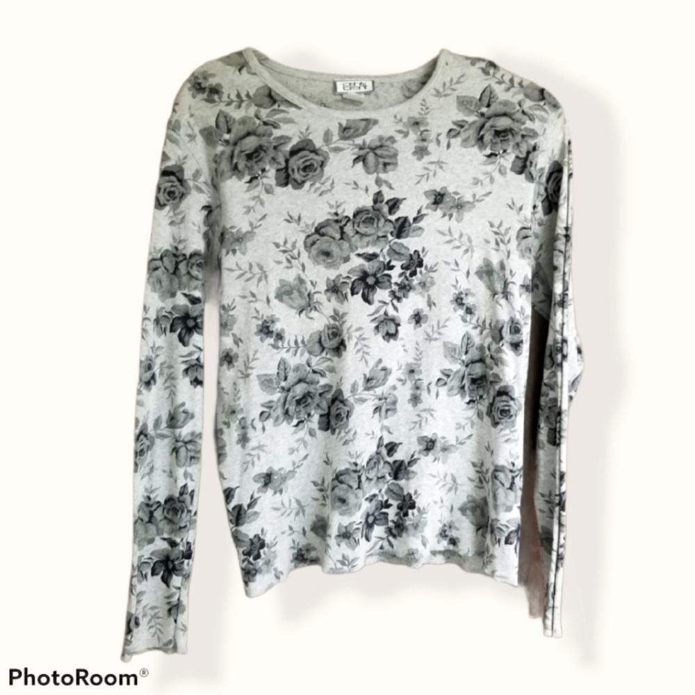 NWOT Ashley Brent long sleeve top